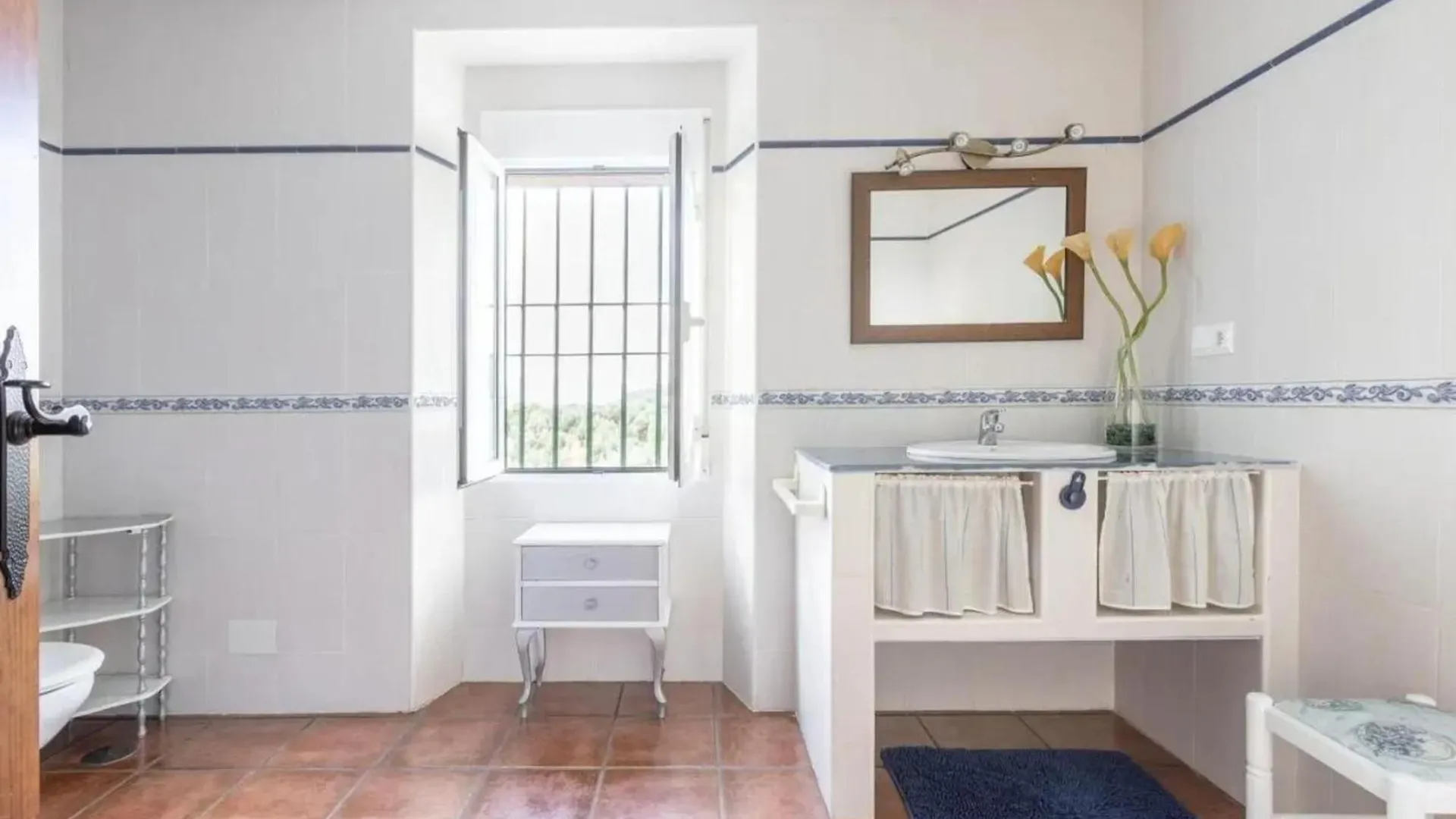 Spacious Villa With Mountain View In Archidona, Private Pool
